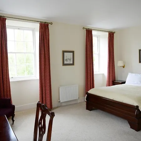 بيت ضيافة Ashbrook Arms Townhouse And Restaurant 3*