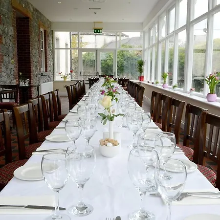 Ashbrook Arms Townhouse And Restaurant بيت ضيافة 3*